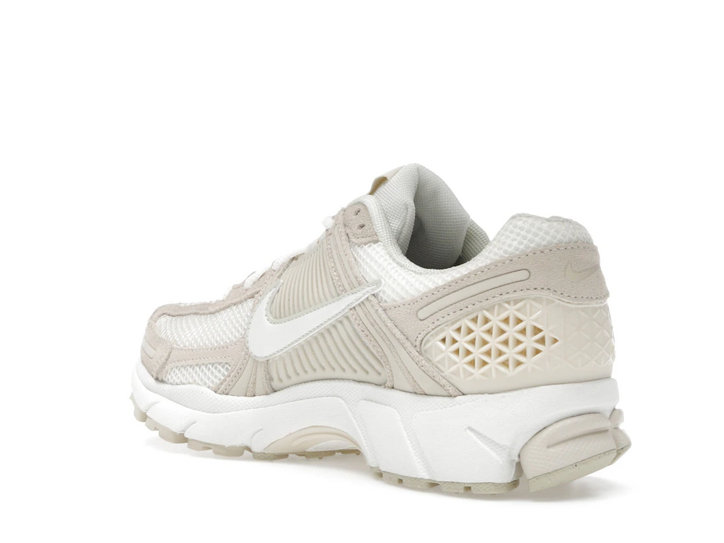 Nike Zoom Vomero 5 Beach Light Khaki (W)