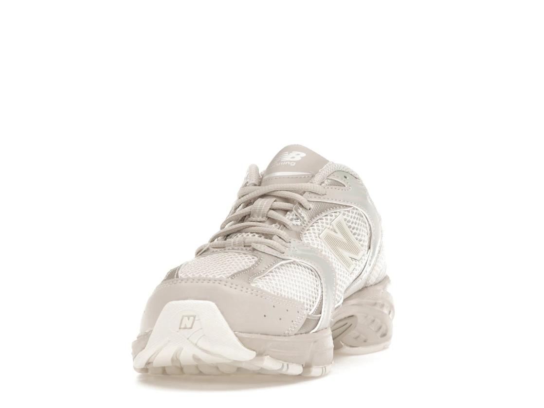 New Balance 530 Moonbeam
