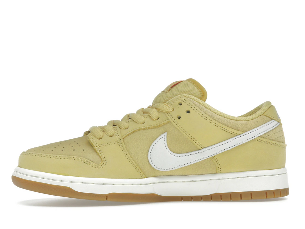 Nike SB Dunk Low Saturn Gold