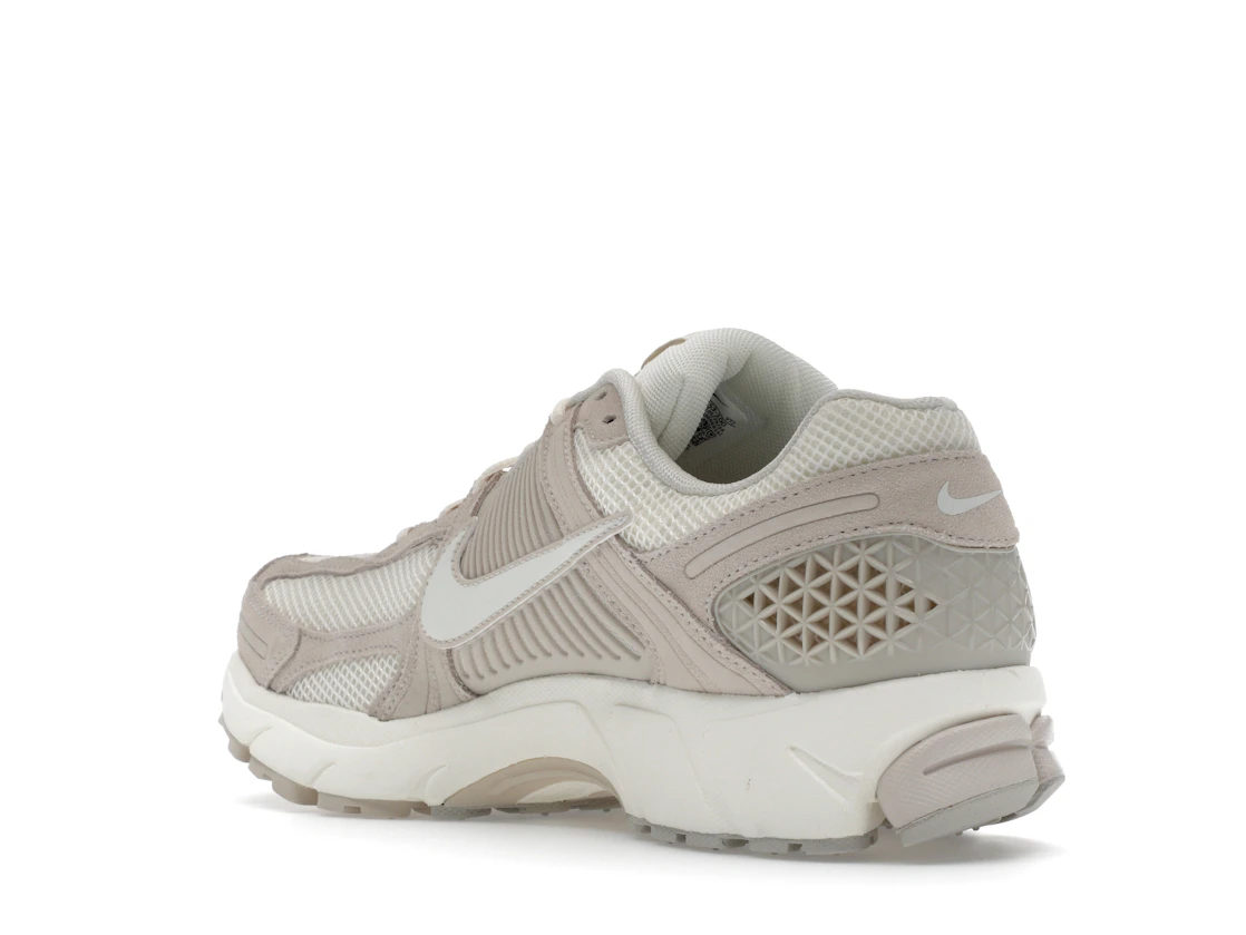 Nike Zoom Vomero 5 Light Orewood Brown