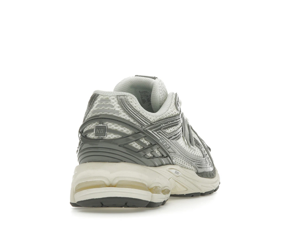 New Balance 1906R Moonrock Silver