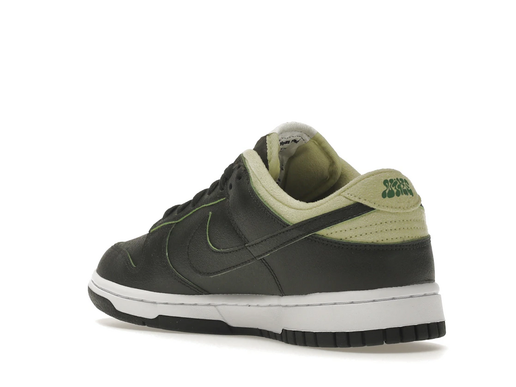 Nike Dunk Low Avocado (W)