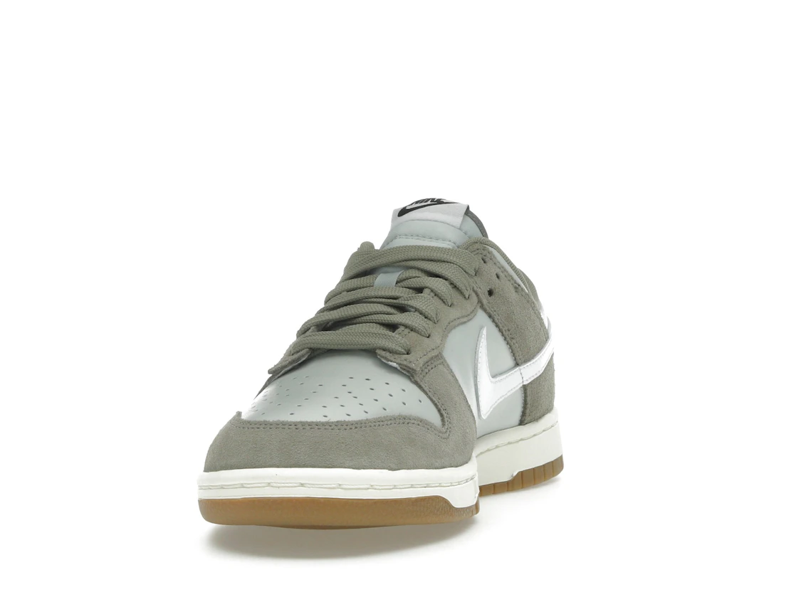 Nike Dunk Low Retro SE Light Silver Light Army Sail White