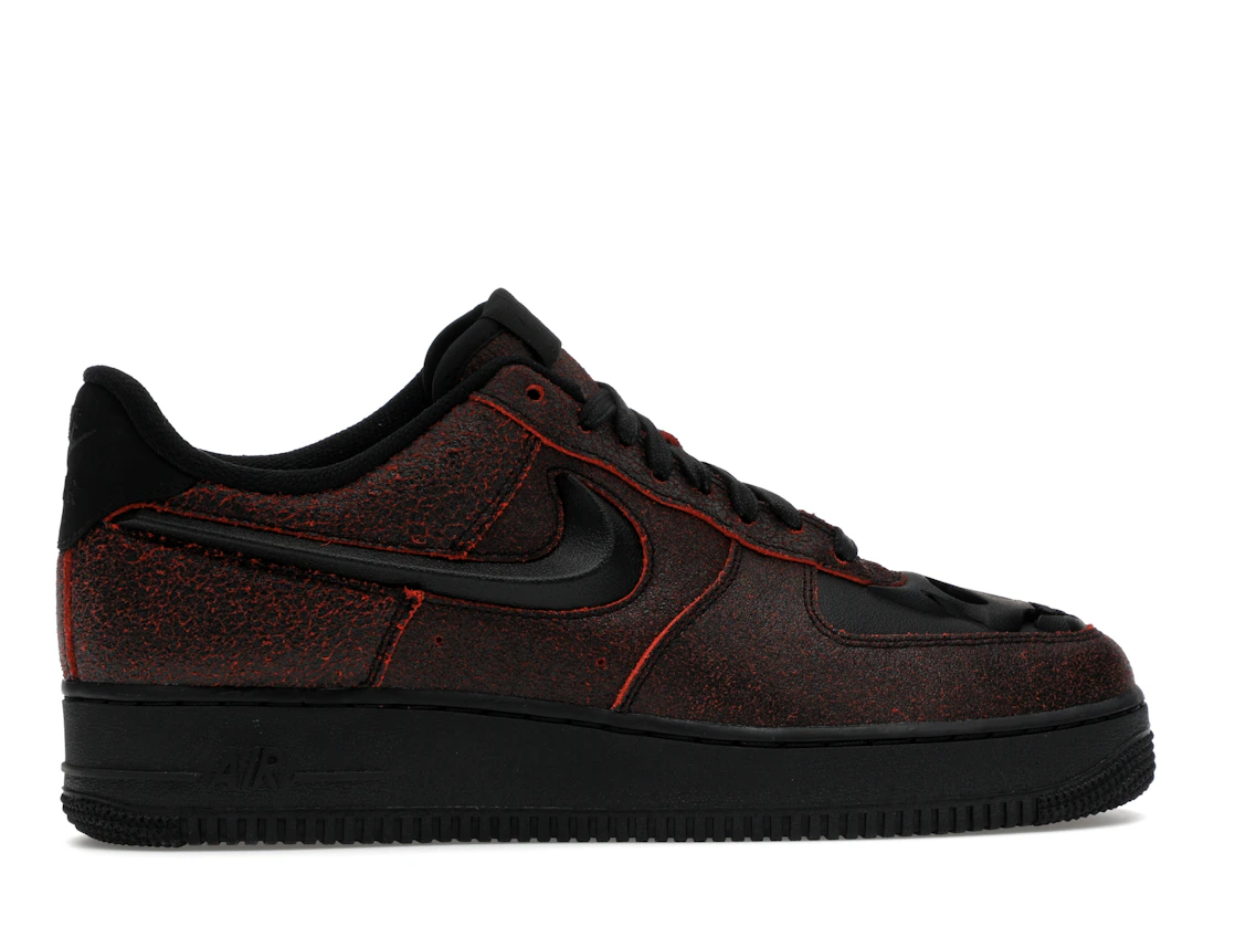 Nike Air Force 1 Low Retro QS Halloween Skull