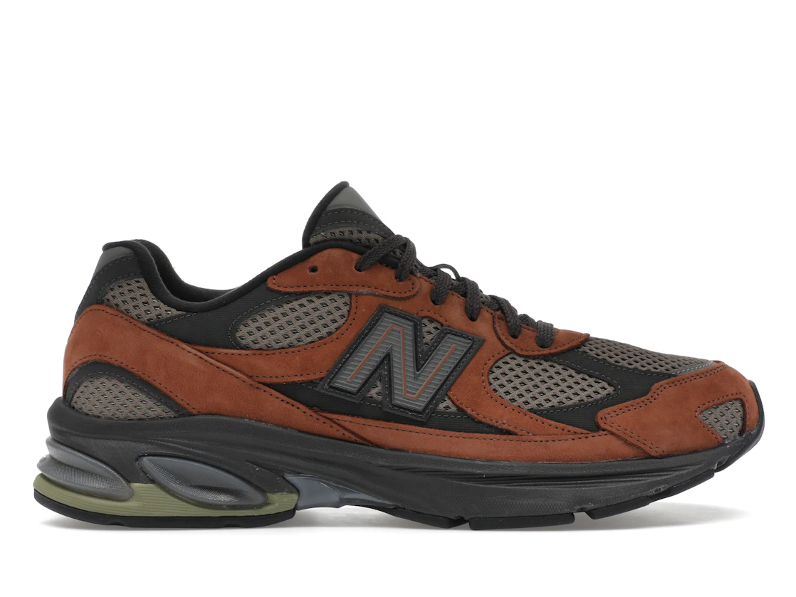 New Balance 2010 Brown