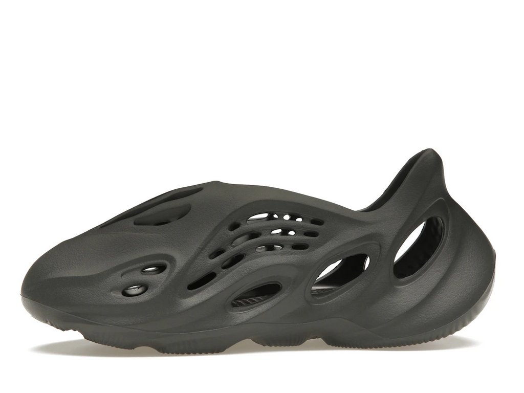 adidas Yeezy Foam RNNR Carbon