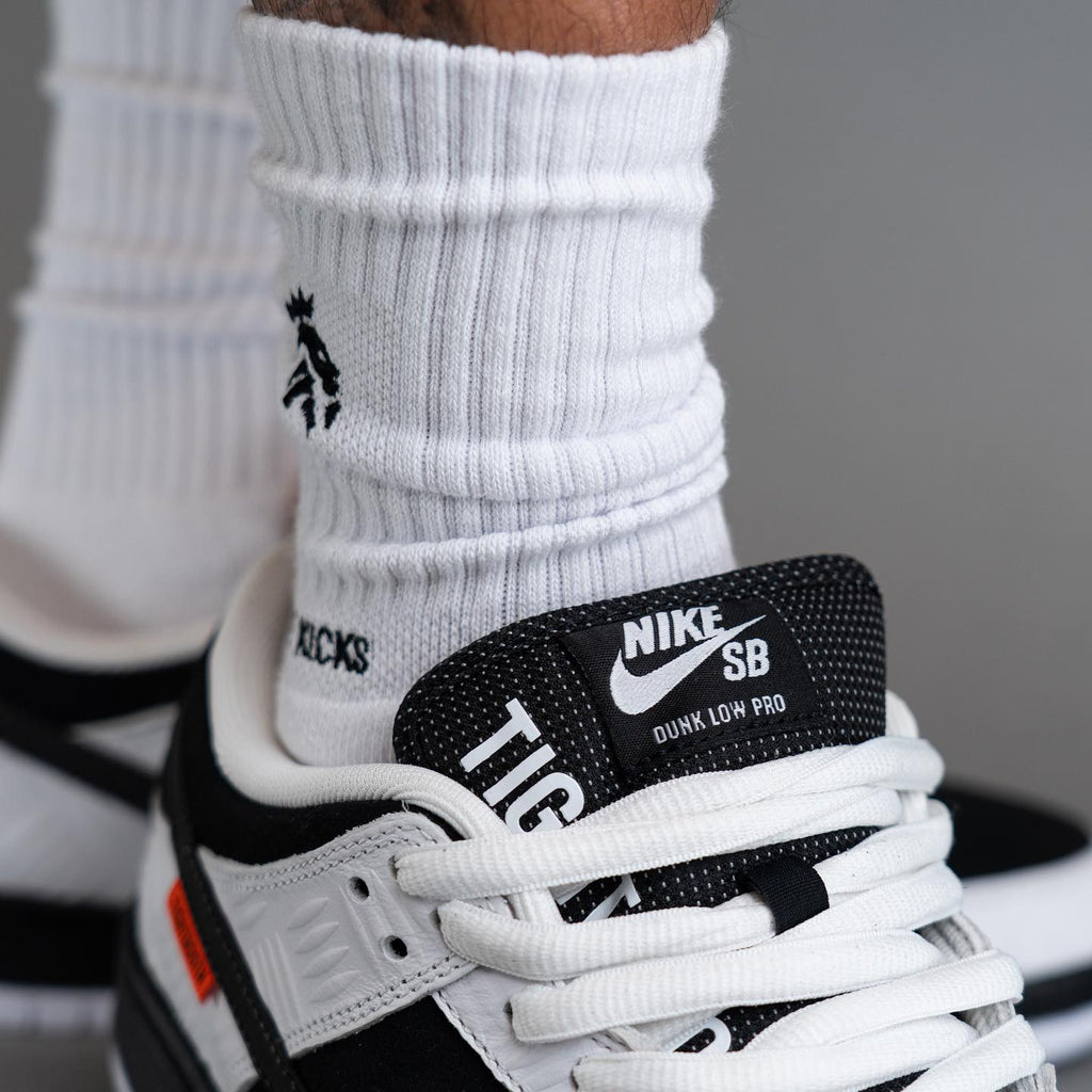 Nike SB Dunk Low TIGHTBOOTH
