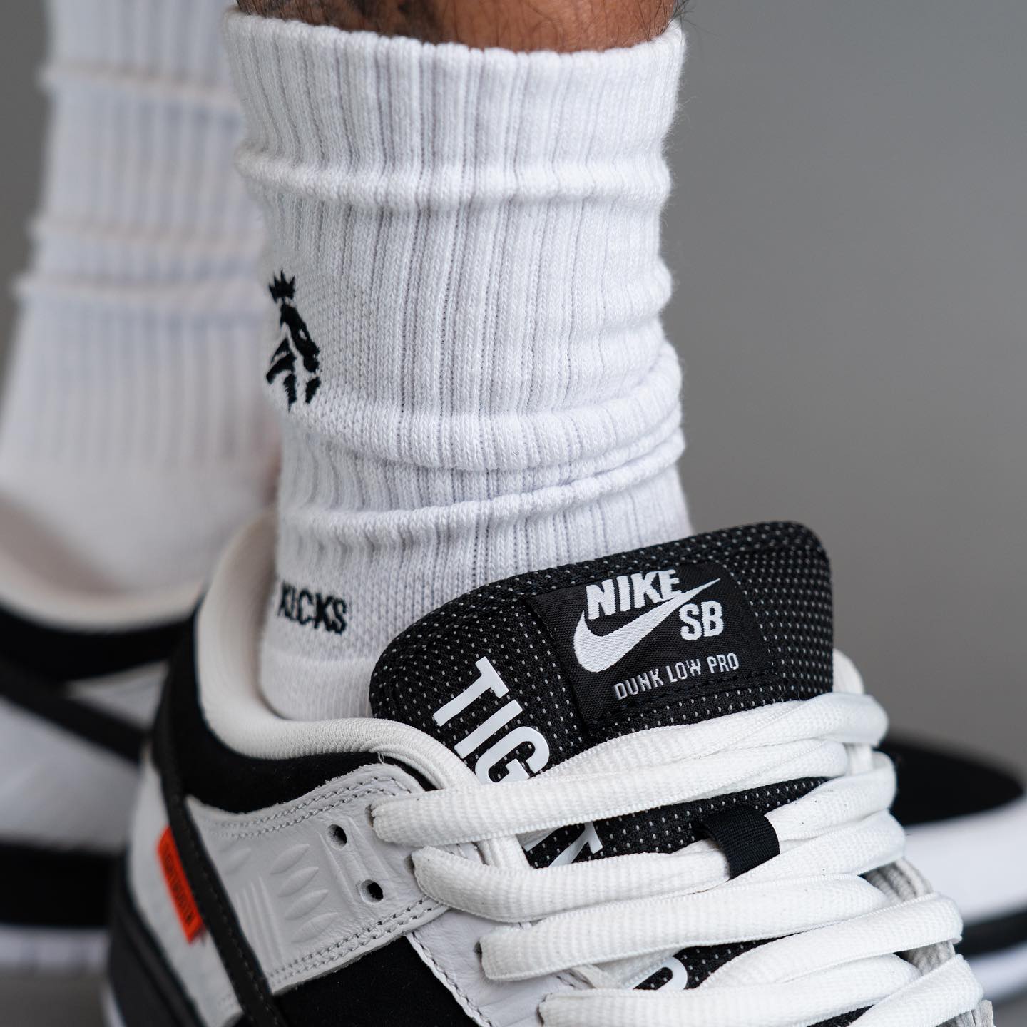 Nike SB Dunk Low TIGHTBOOTH
