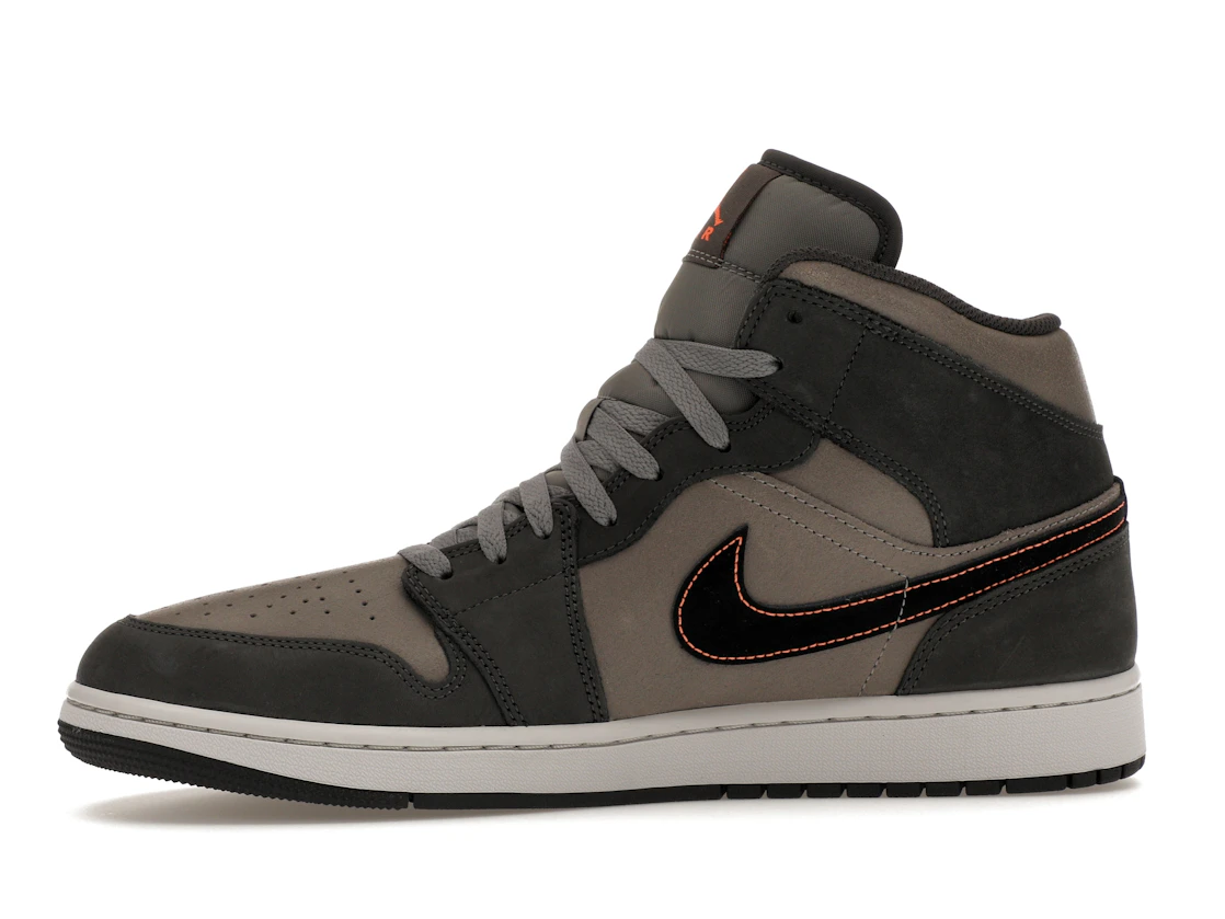 Air Jordan 1 Mid Night Stadium