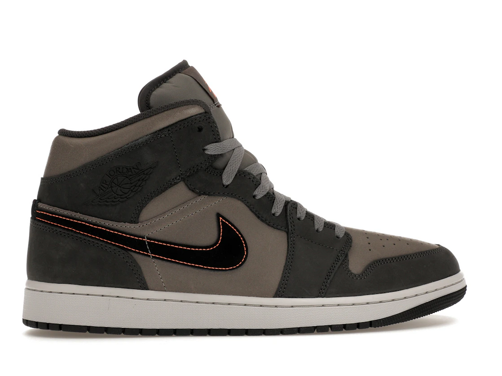 Air Jordan 1 Mid Night Stadium