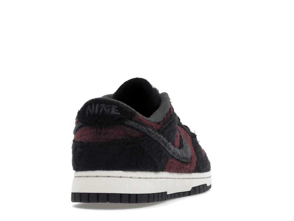 Nike Dunk Low Fleece Burgundy Crush (W)