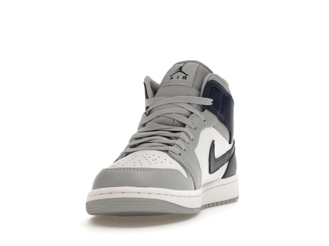 Air Jordan 1 Mid Wolf Grey Midnight Navy