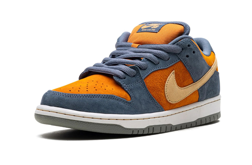 Nike SB Dunk Low Light Carbon Monarch