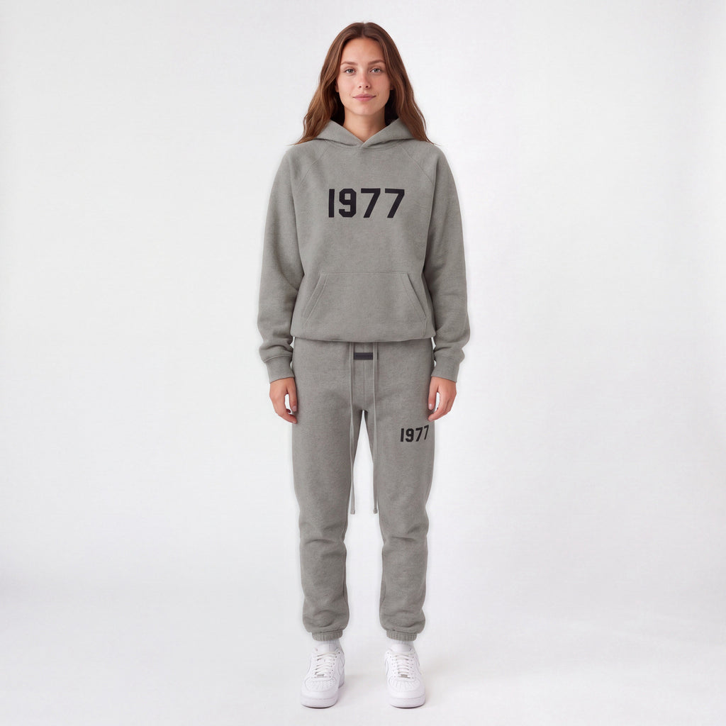 Fear of God Essentials 1977 Dark Oatmeal - Celý Set ADONIO
