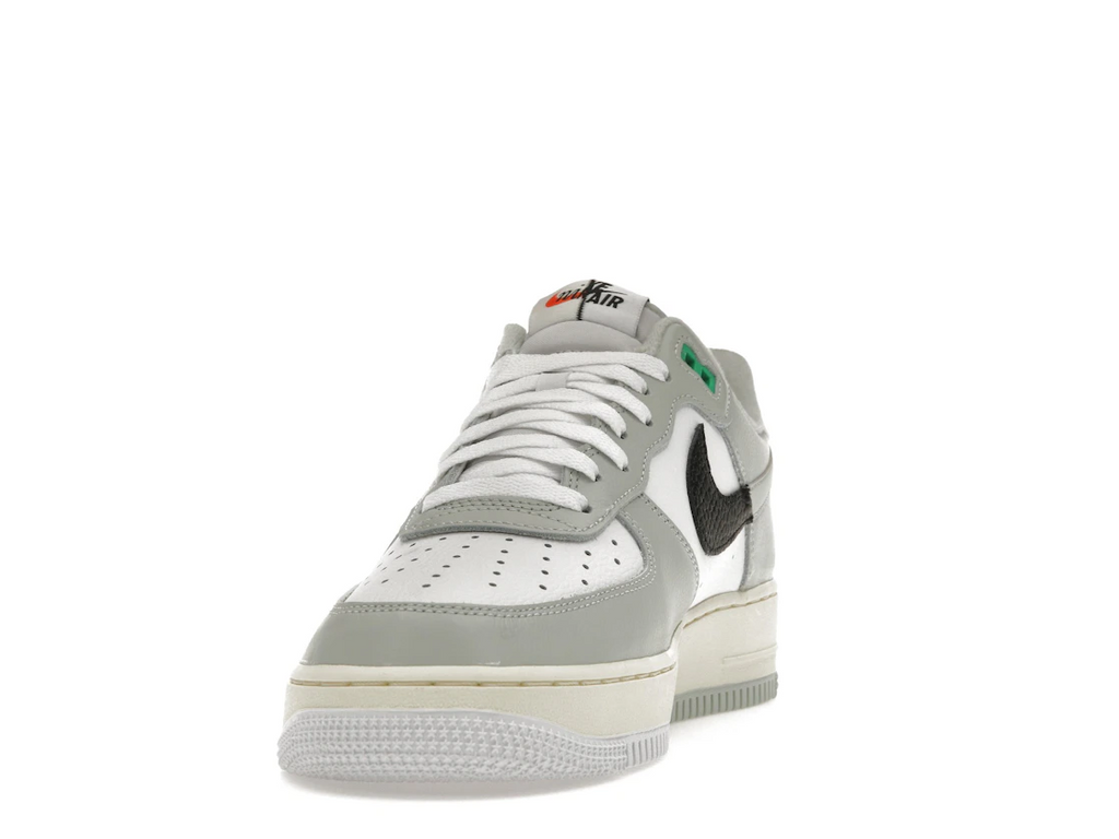 Nike Air Force 1 Low '07 LV8 Split Light Silver