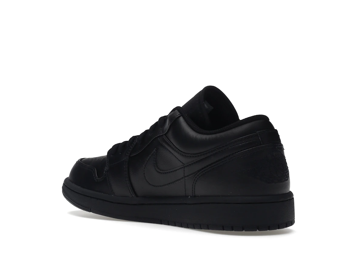 Jordan 1 Low Triple Black (2022)