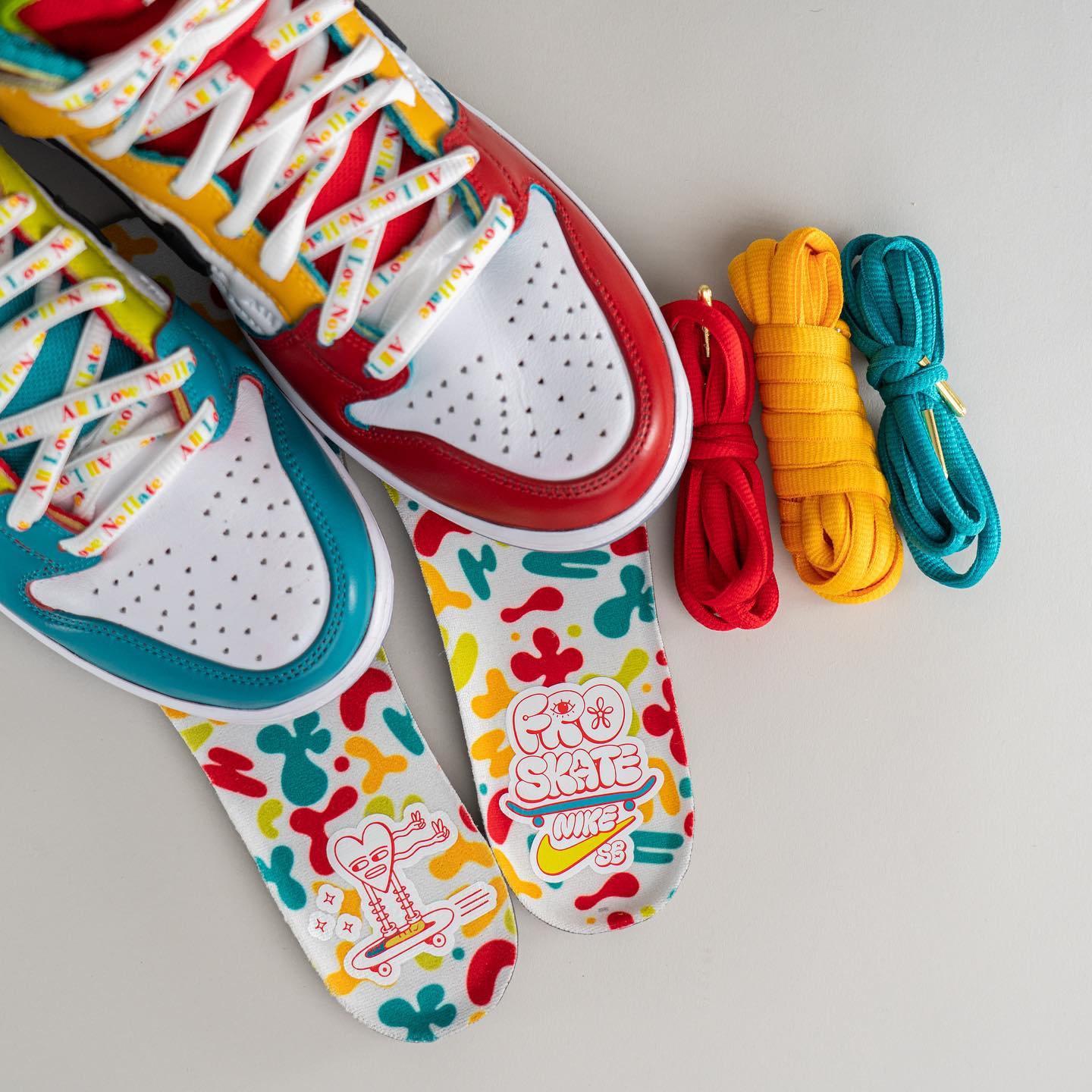 Nike SB Dunk High Pro froSkate All Love