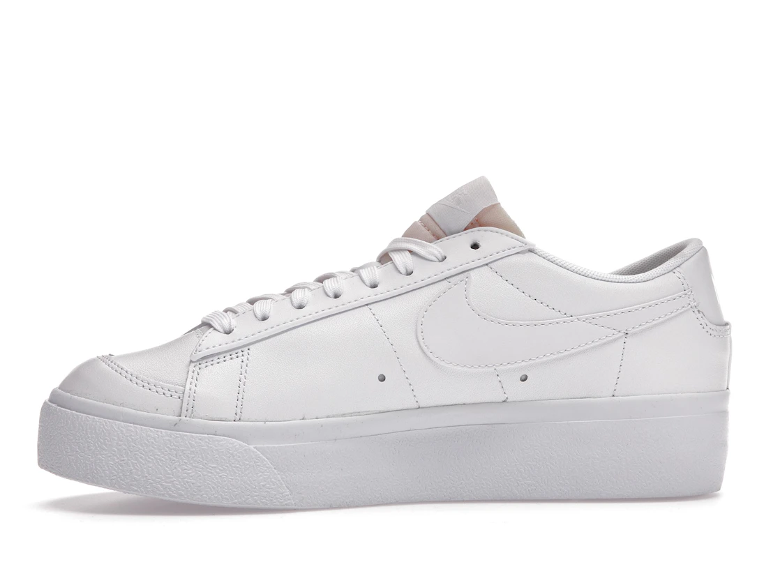 tenisky a boty Nike Blazer Low Platform Triple White (W) DJ0292-100 ADONIO
