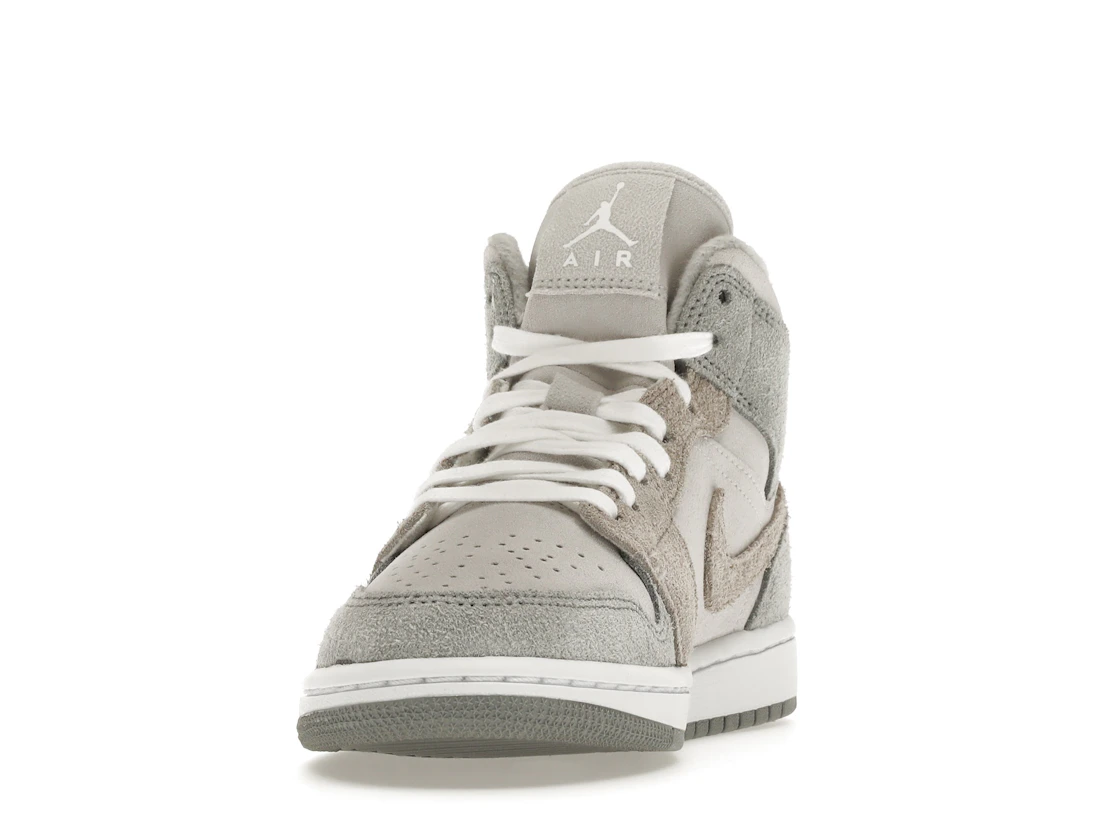 Jordan 1 Mid SE Particle Grey (W)