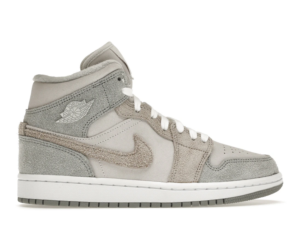 Jordan 1 Mid SE Particle Grey (W)