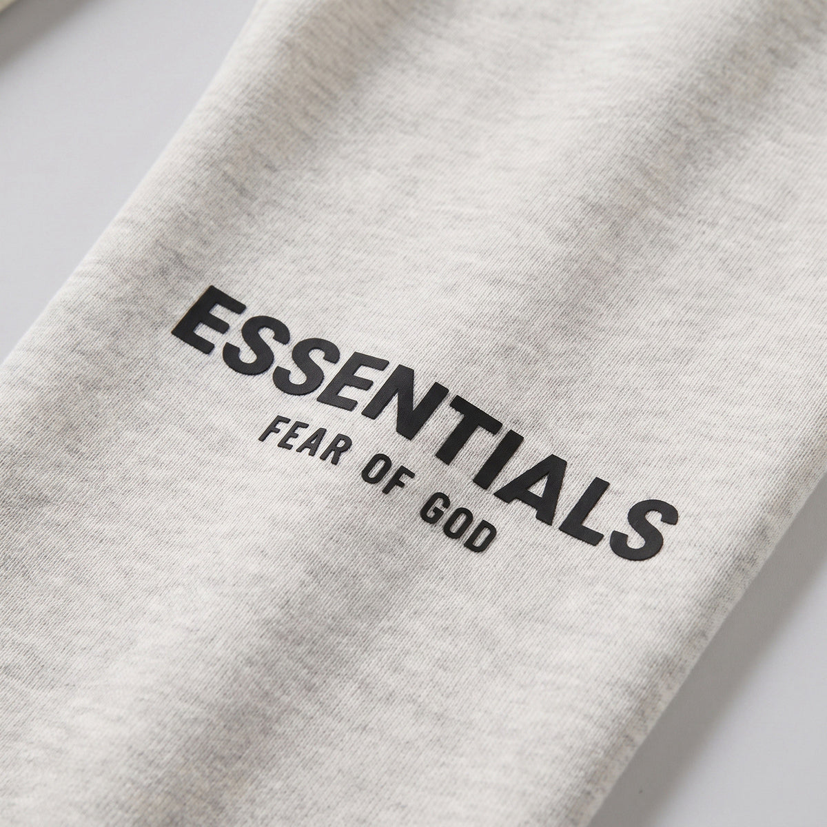 tepláky Fear of God Essentials S22 Sweatpants Light Oatmeal 130BT212032F ADONIO