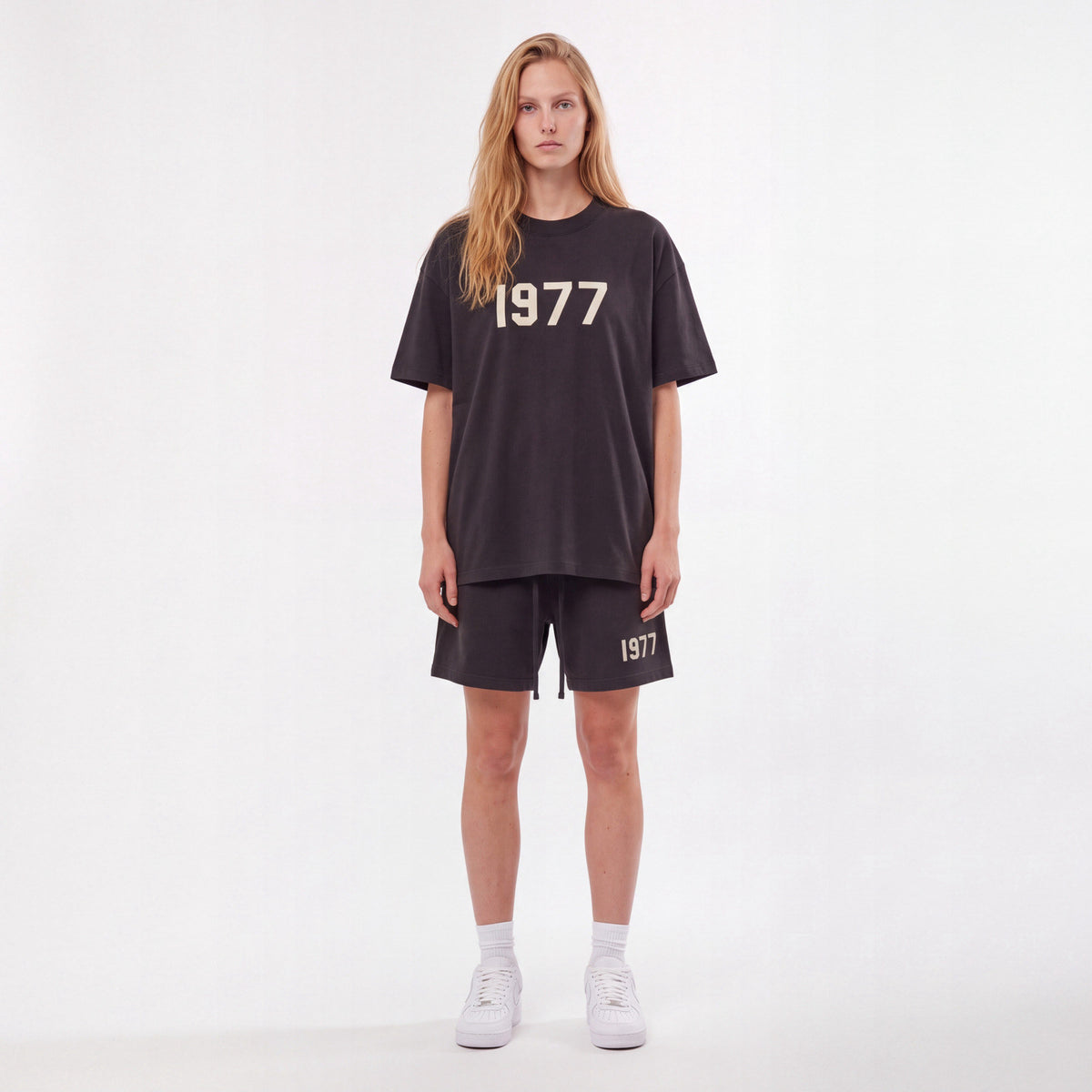 Fear of God Essentials 1977 Iron - Letní set ADONIO