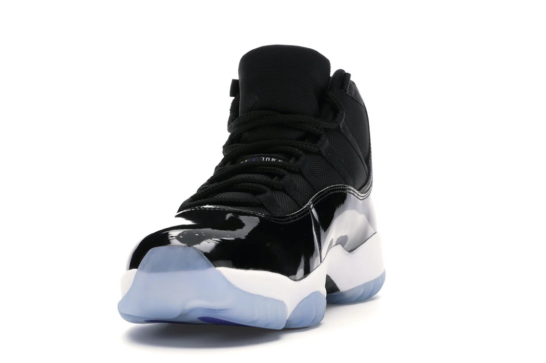 Jordan 11 Retro Space Jam (2016)