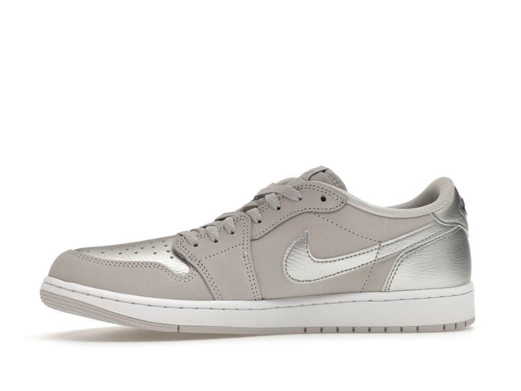 Jordan 1 Low OG Metallic Silver
