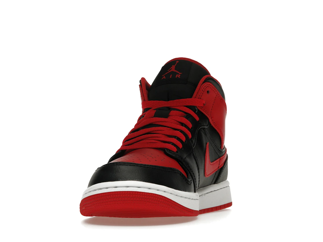 Air Jordan 1 Mid Alternate Bred