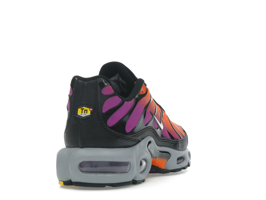 Nike Air Max Plus Desert Sunset