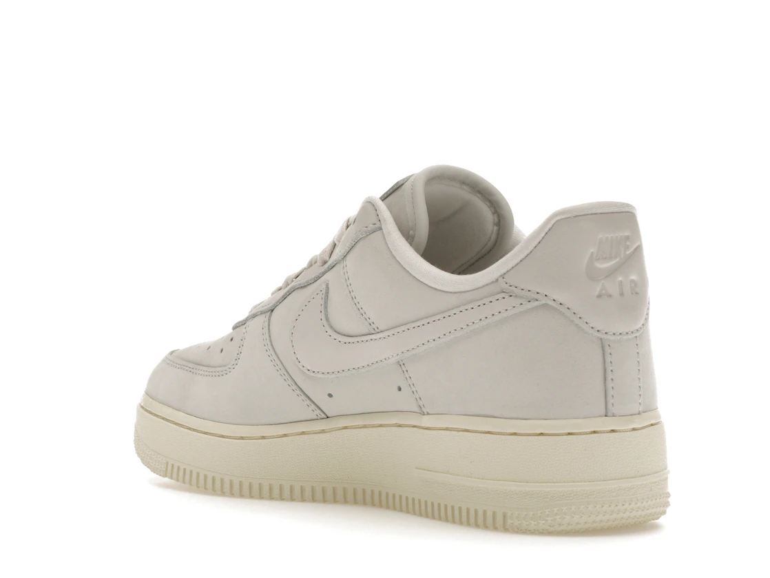 Nike Air Force 1 Low Summit White (W)