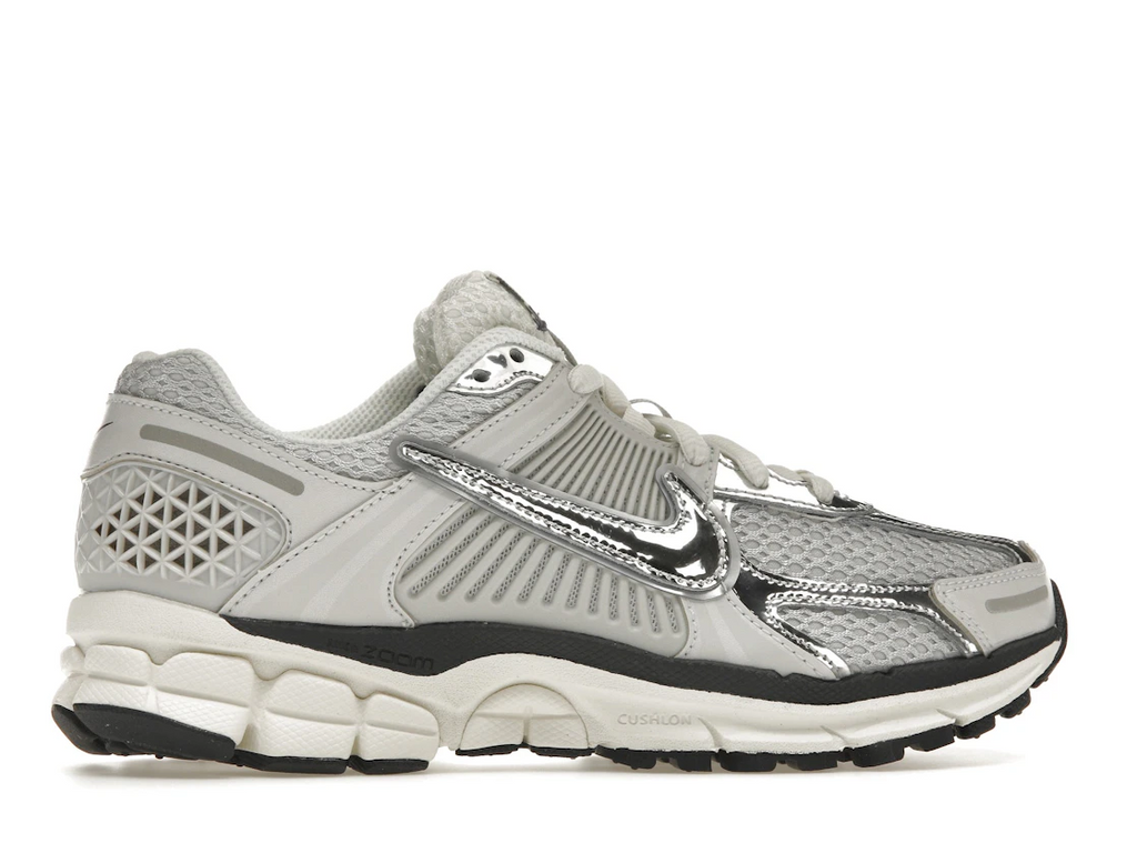 Nike Zoom Vomero 5 Photon Dust Metallic Silver (W)
