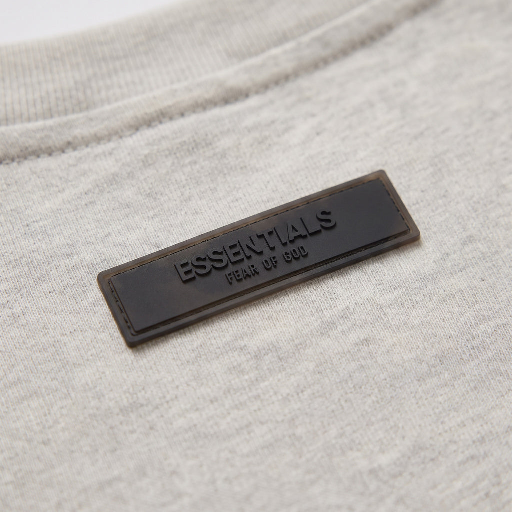 tričko Fear of God Essentials S22 T-shirt Light Oatmeal ADONIO
