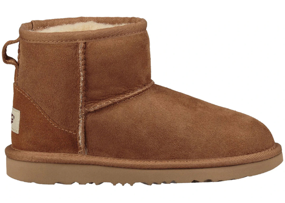 UGG Classic Mini Boot II Boot Chestnut (Kids) 1017715K-CHE ADONIO