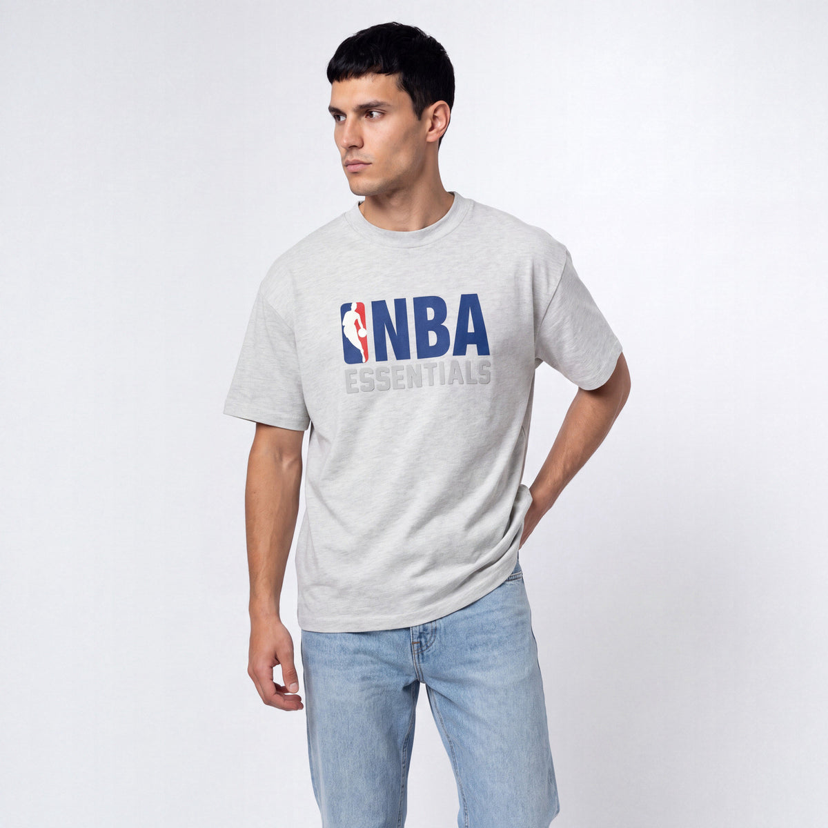 tričko Fear of God Essentials NBA S24 T-Shirt Grey ADONIO