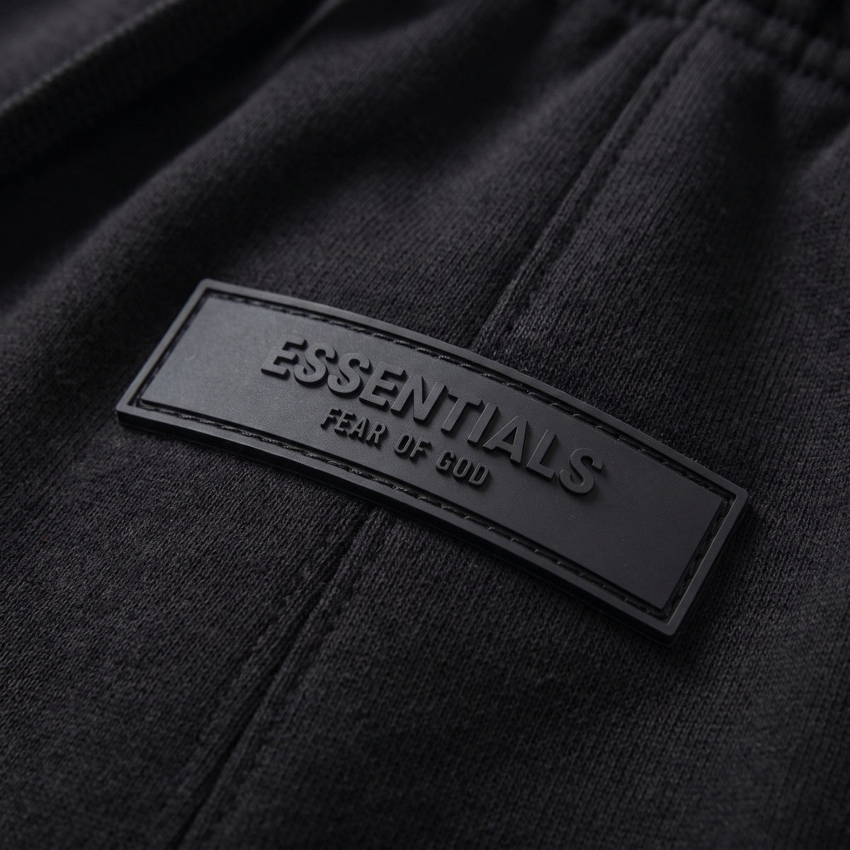 Fear of God Essentials S22 Stretch Black Limo - Letní set ADONIO
