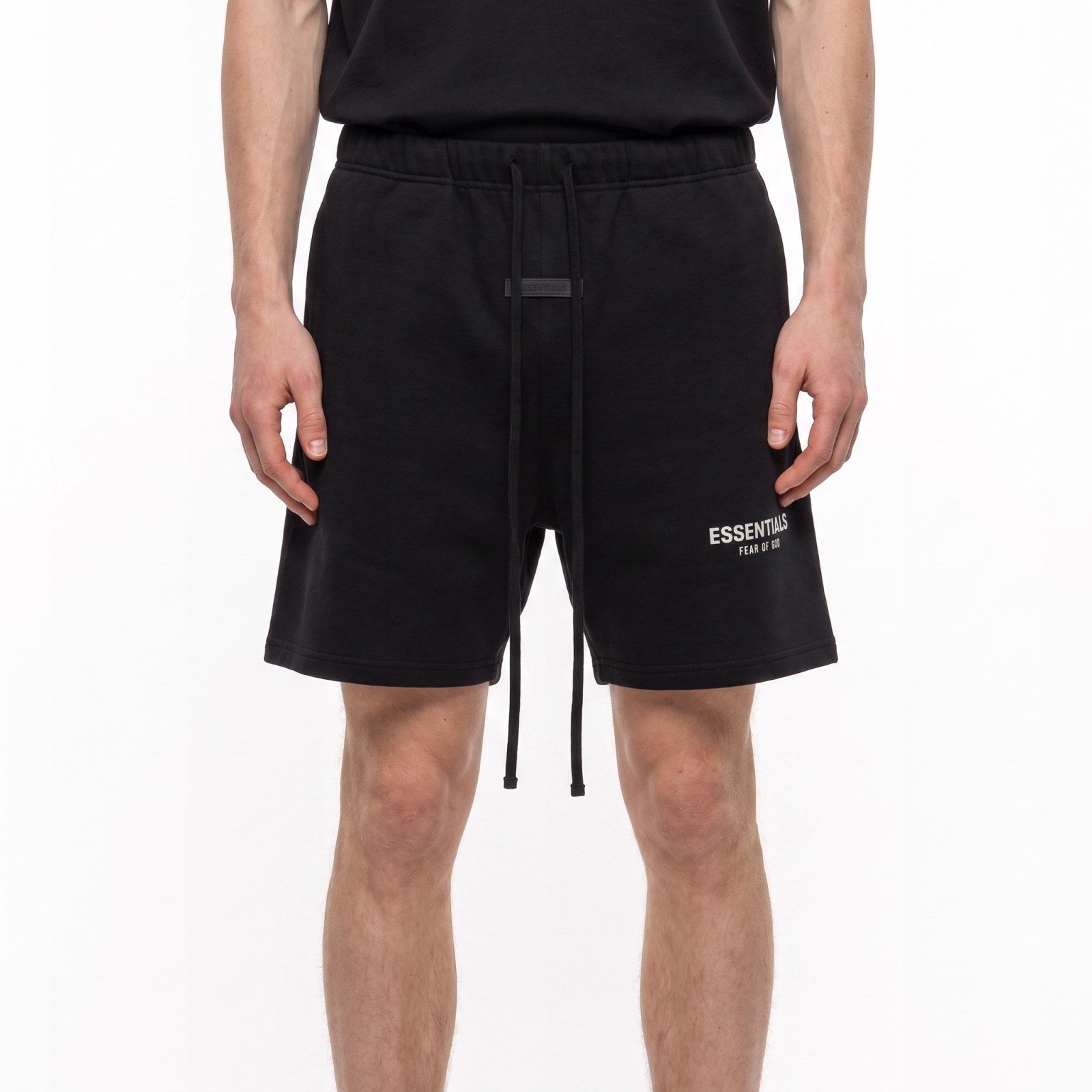 šortky Fear of God Essentials (S25) Shorts Jet Black ADONIO