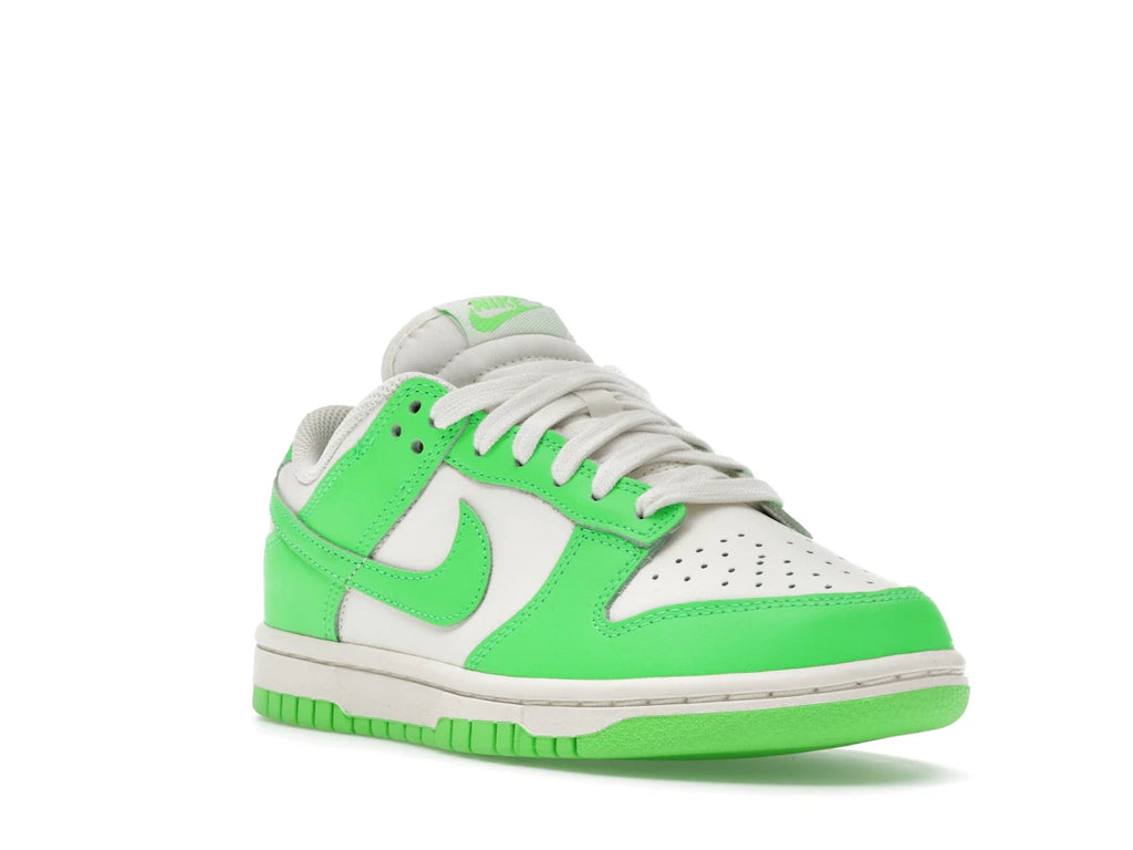 tenisky a boty Nike Dunk Low Green Strike (W) HV0842-133 ADONIO