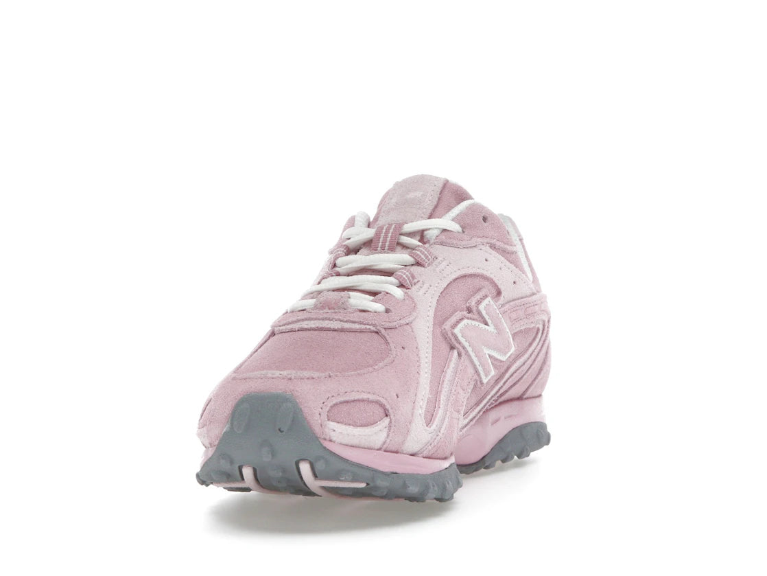 New Balance 204L Pastel Pink
