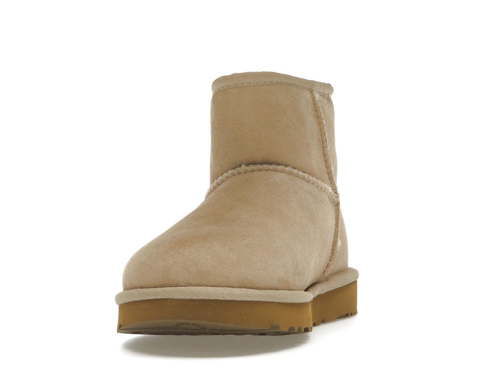 tenisky a boty UGG Classic Mini II Boot Sand (W) 1016222-SAN ADONIO
