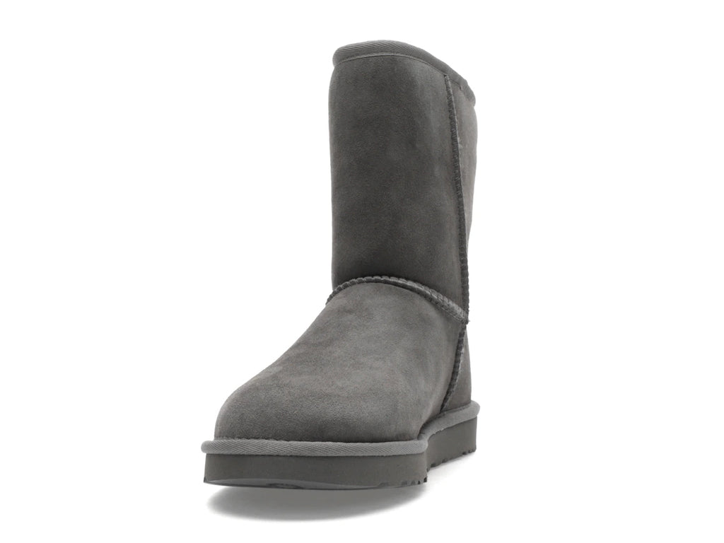 tenisky a boty UGG Classic Short II Boot Grey (W) 1016223-GREY ADONIO