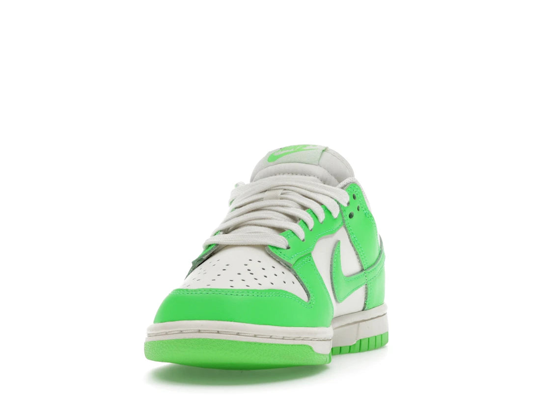 tenisky a boty Nike Dunk Low Green Strike (W) HV0842-133 ADONIO