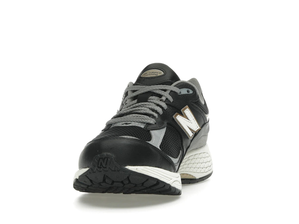 New Balance 2002R Black Sea Salt Gold Metallic
