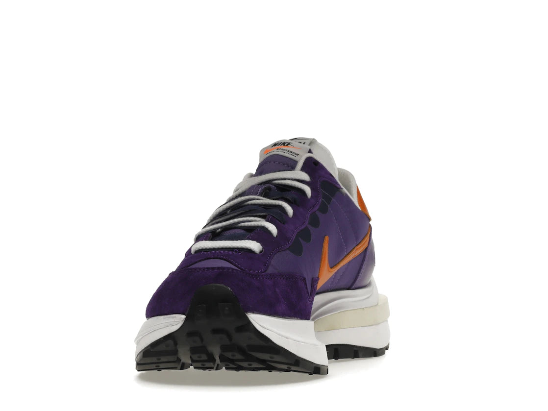 Nike Vaporwaffle sacai Dark Iris