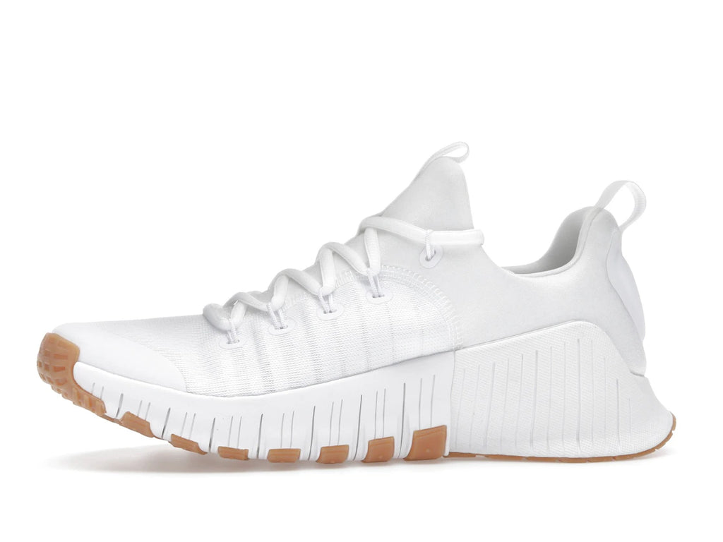tenisky a boty Nike Free Metcon 6 White Gum Light Brown Hemp FJ7127-105 ADONIO