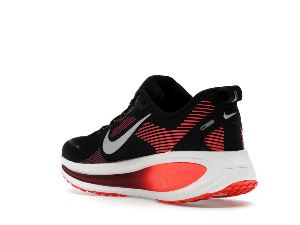 tenisky a boty Nike Vomero 18 Black Bright Crimson Team Red Summit White HM6803-008 ADONIO