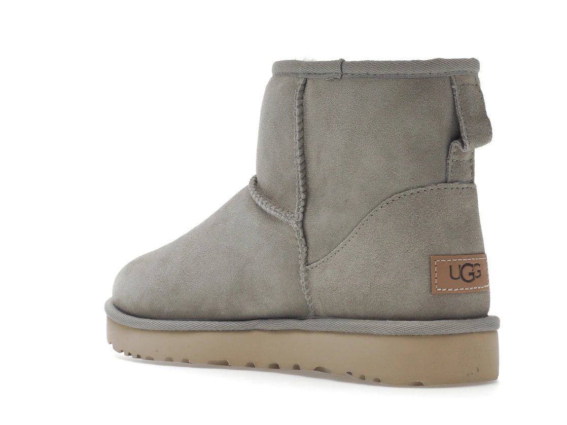 tenisky a boty UGG Classic Mini II Boot Goat (W) 1016222-GOA ADONIO