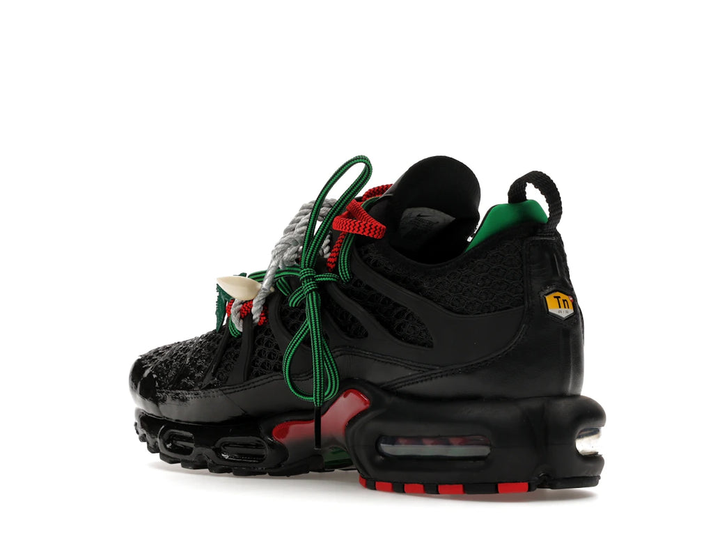 Nike Air Max Plus Homecoming Black