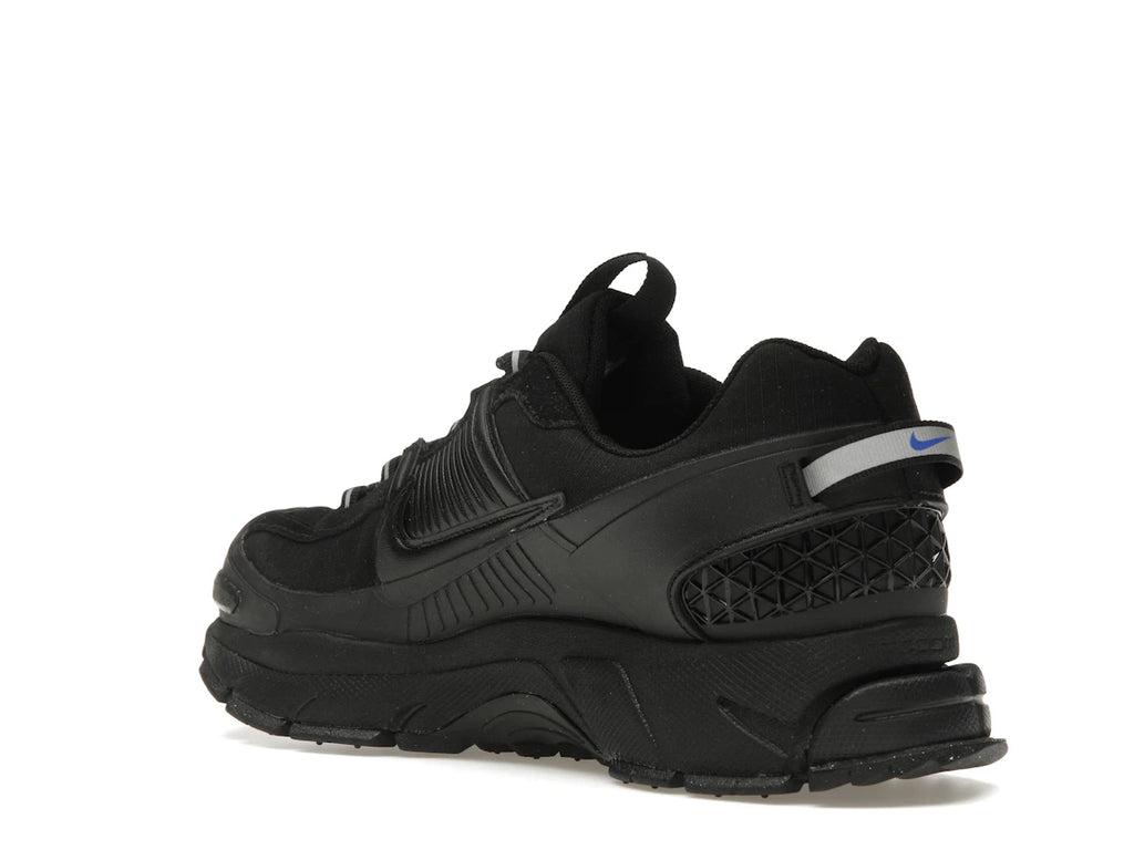 Nike Zoom Vomero Roam Triple Black