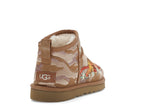 tenisky a boty UGG Classic Ultra Mini Boot Palace Chestnut Camo 1172071-CTCM ADONIO